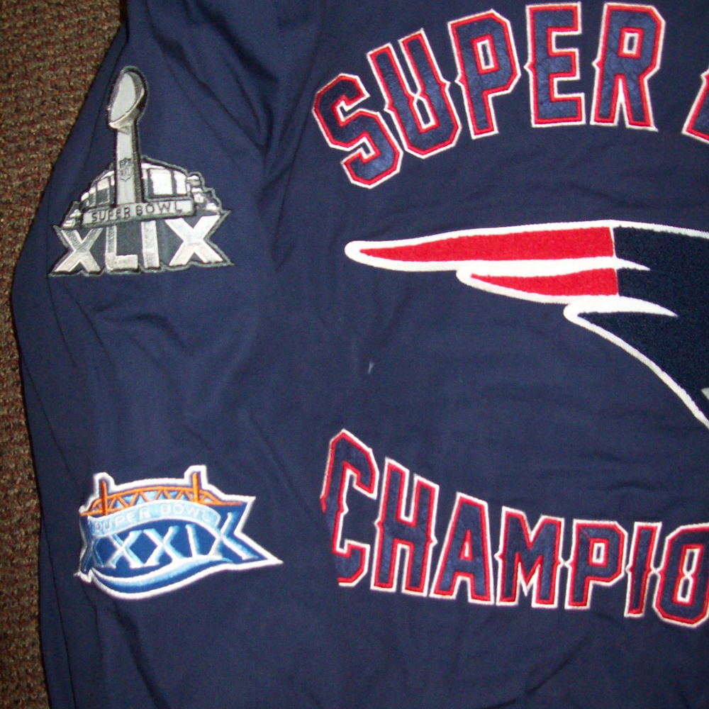 NEW ENGLAND PATRIOTS 4 TIME SUPER BOWL CHAMP JACKET - Picture 3 of 8